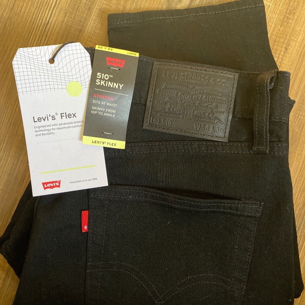 34x30 510 Skinny Men's Levi's in Black